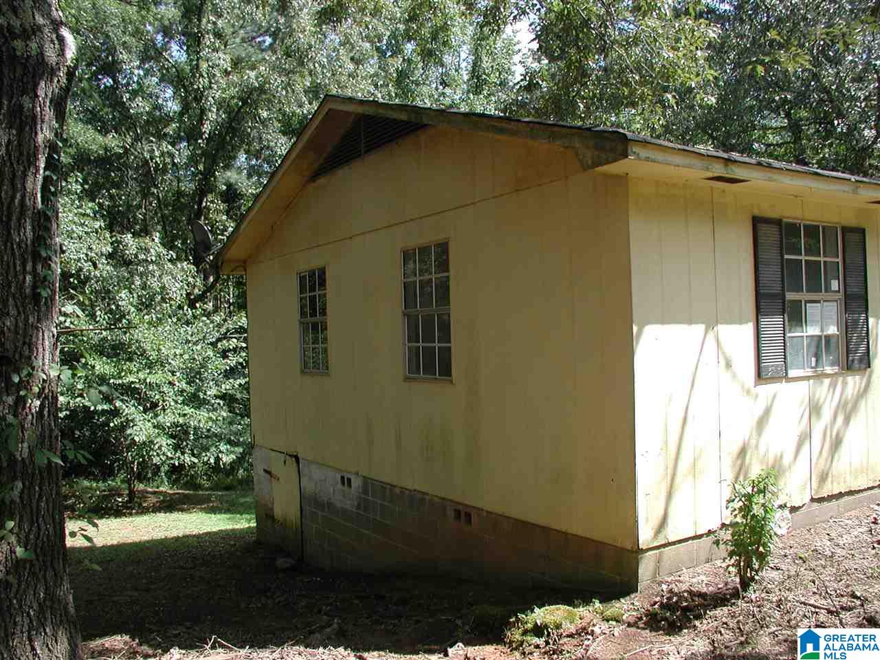 109 Donaldson Road Columbiana, AL 35051 - Photo 2 of 9