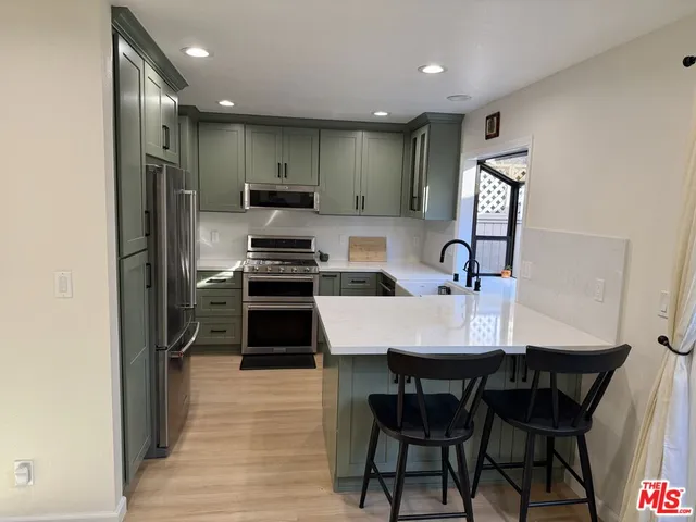 $1,159,000 | 356 North Orange Grove Boulevard, Pasadena, CA 91103