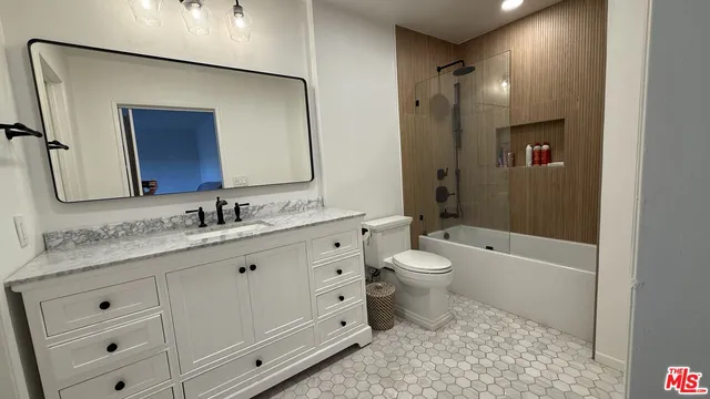 $1,159,000 | 356 North Orange Grove Boulevard, Pasadena, CA 91103