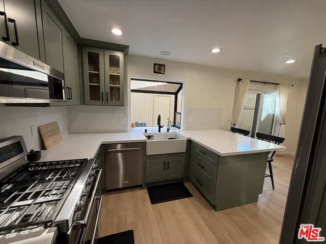 $1,159,000 | 356 North Orange Grove Boulevard, Pasadena, CA 91103