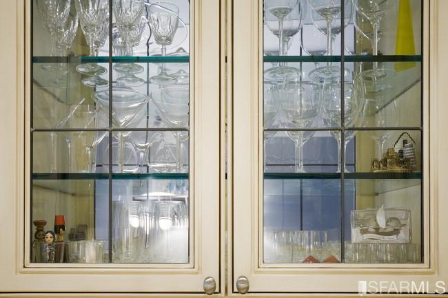 2139 Green, Unit E San Francisco, CA 94123 - Photo 10 of 18 Cabinet detail