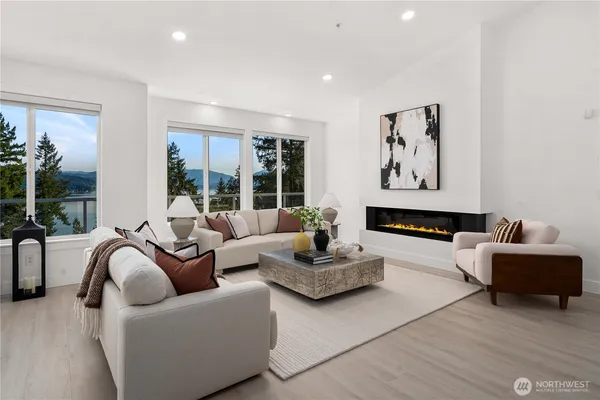 $2,750,000 | 17003 Southeast 14th Lane, Bellevue, WA 98008