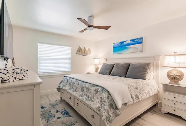 $5,970 | 6020 Midnight Pass Road, Unit 12, Sarasota, FL 34242