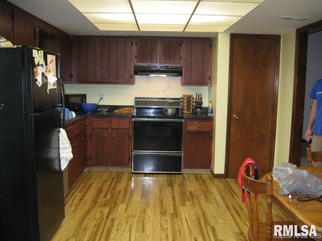 804 Freemans Farm Road Springfield, IL 62704 - Photo 3 of 5