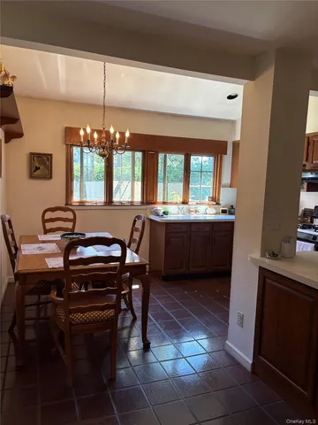 $1,948,888 | 53-34 Browvale Lane | Little Neck