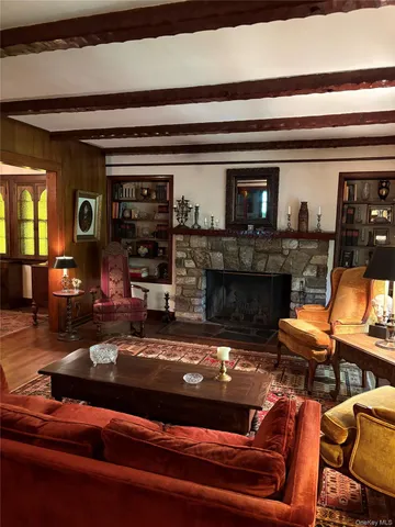 $1,948,888 | 53-34 Browvale Lane | Little Neck