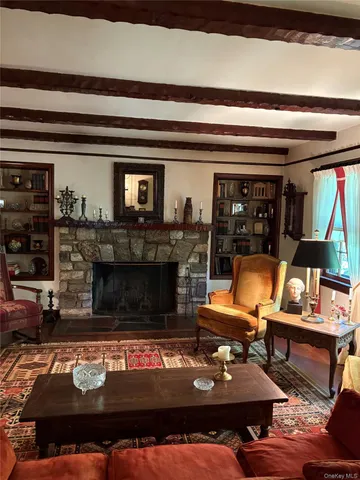 $1,948,888 | 53-34 Browvale Lane | Little Neck