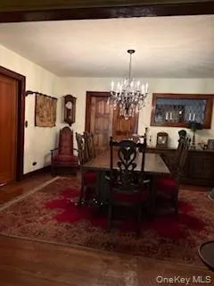 $1,948,888 | 53-34 Browvale Lane | Little Neck