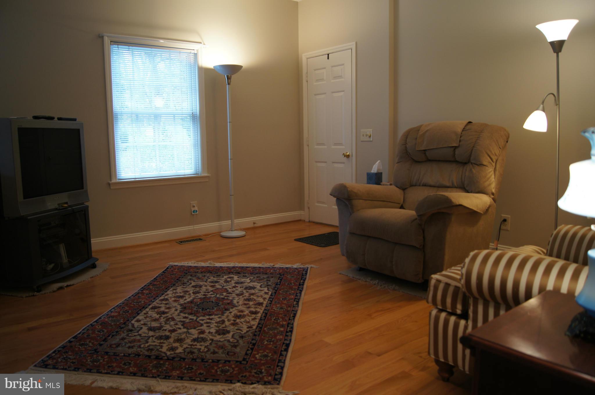 6024 Terrace Road Baltimore, MD 21209 - Photo 22 of 30 Living room for in-law quarters. Huge closet in BR