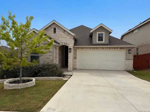 $375,000 | 1613 Couser Avenue, New Braunfels, TX 78132