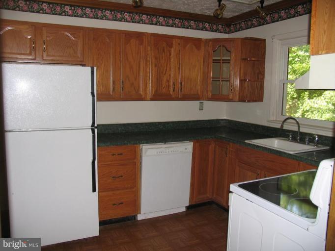 6649 Bucknell Road Bryans Road, MD 20616 - Photo 6 of 30 Kitchen