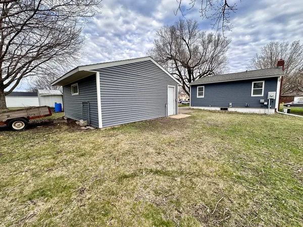 $110,000 | 805 North 5th Street, Marshall, MN 56258