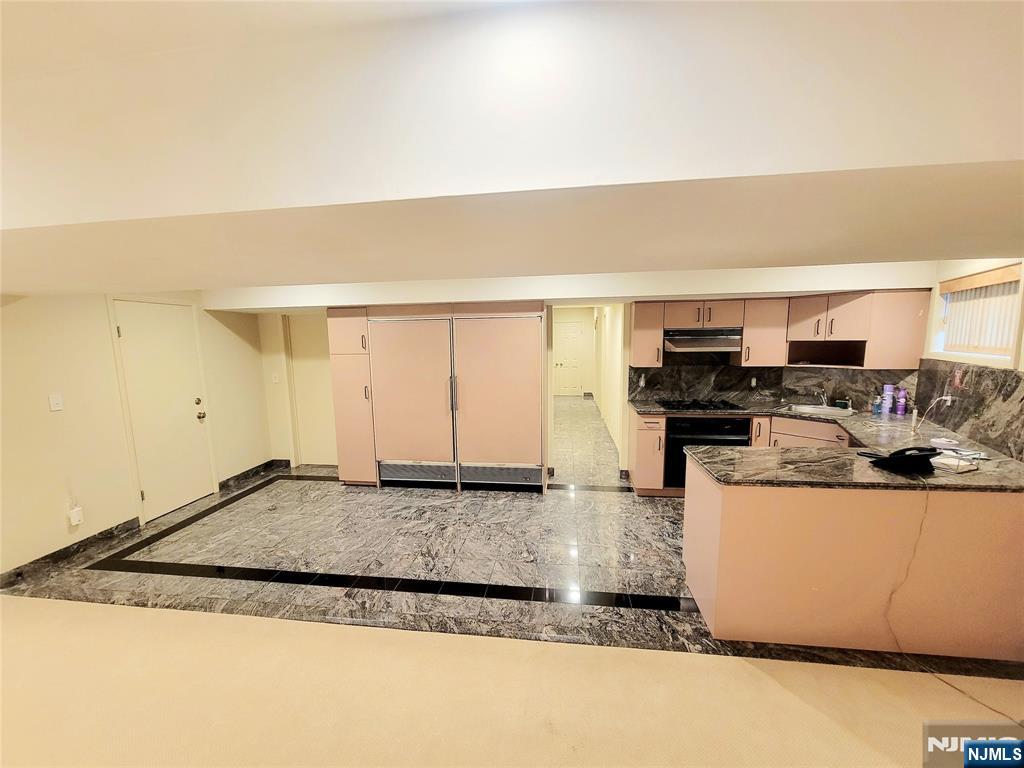 307 Center Street Englewood Cliffs, NJ 07632 - Photo 27 of 30