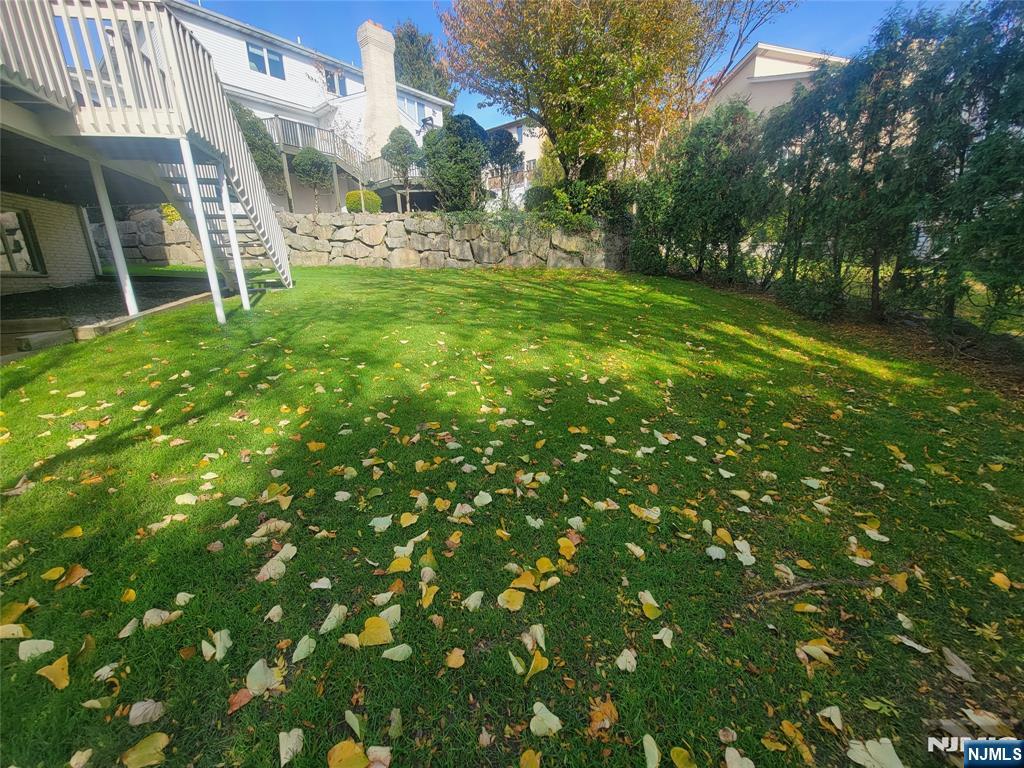 307 Center Street Englewood Cliffs, NJ 07632 - Photo 30 of 30