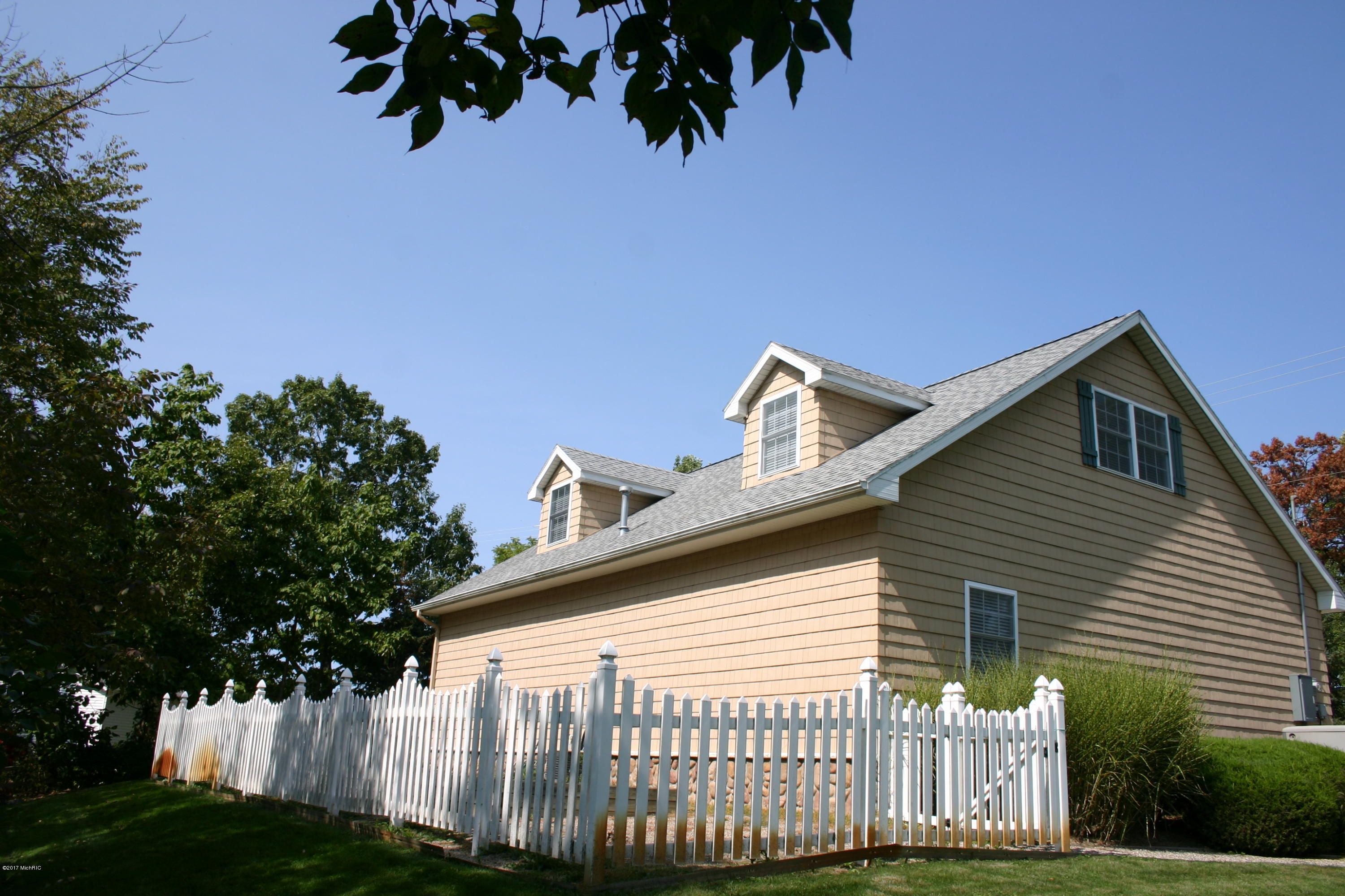 537 Harrington Road Delton, MI 49046 - Photo 43 of 50 IMG_6594