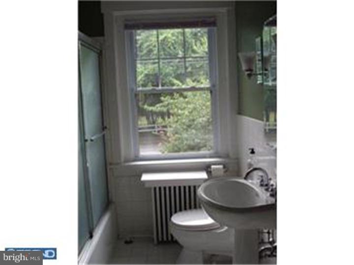 100 Arlington Road Paoli, PA 19301 - Photo 22 of 22 Bathroom