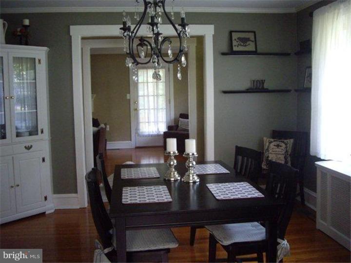100 Arlington Road Paoli, PA 19301 - Photo 8 of 22 Dining Room