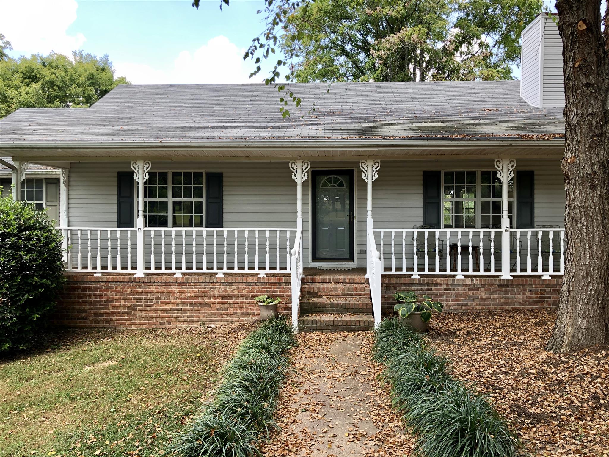 899 Tom Osborne Road Columbia, TN 38401 - Photo 3 of 22 Gallery Image 3
