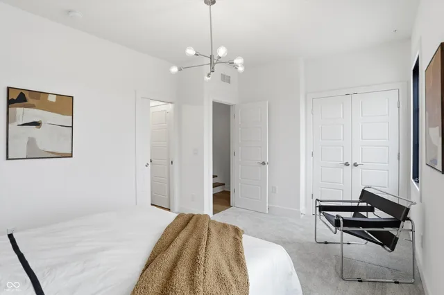 $828,150 | 531 East North Street, Indianapolis, IN 46204