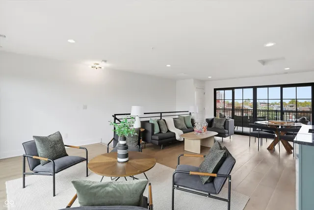 $828,150 | 531 East North Street, Indianapolis, IN 46204