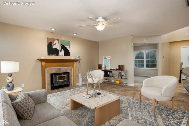 $399,000 | 6357 Hollingsworth Drive, Indianapolis, IN 46268