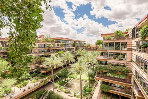 $1,695,000 | 7141 East Rancho Vista Drive, Unit 6008, Scottsdale, AZ 85251