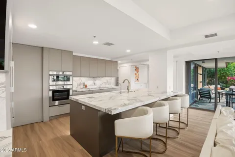 $1,695,000 | 7141 East Rancho Vista Drive, Unit 6008, Scottsdale, AZ 85251