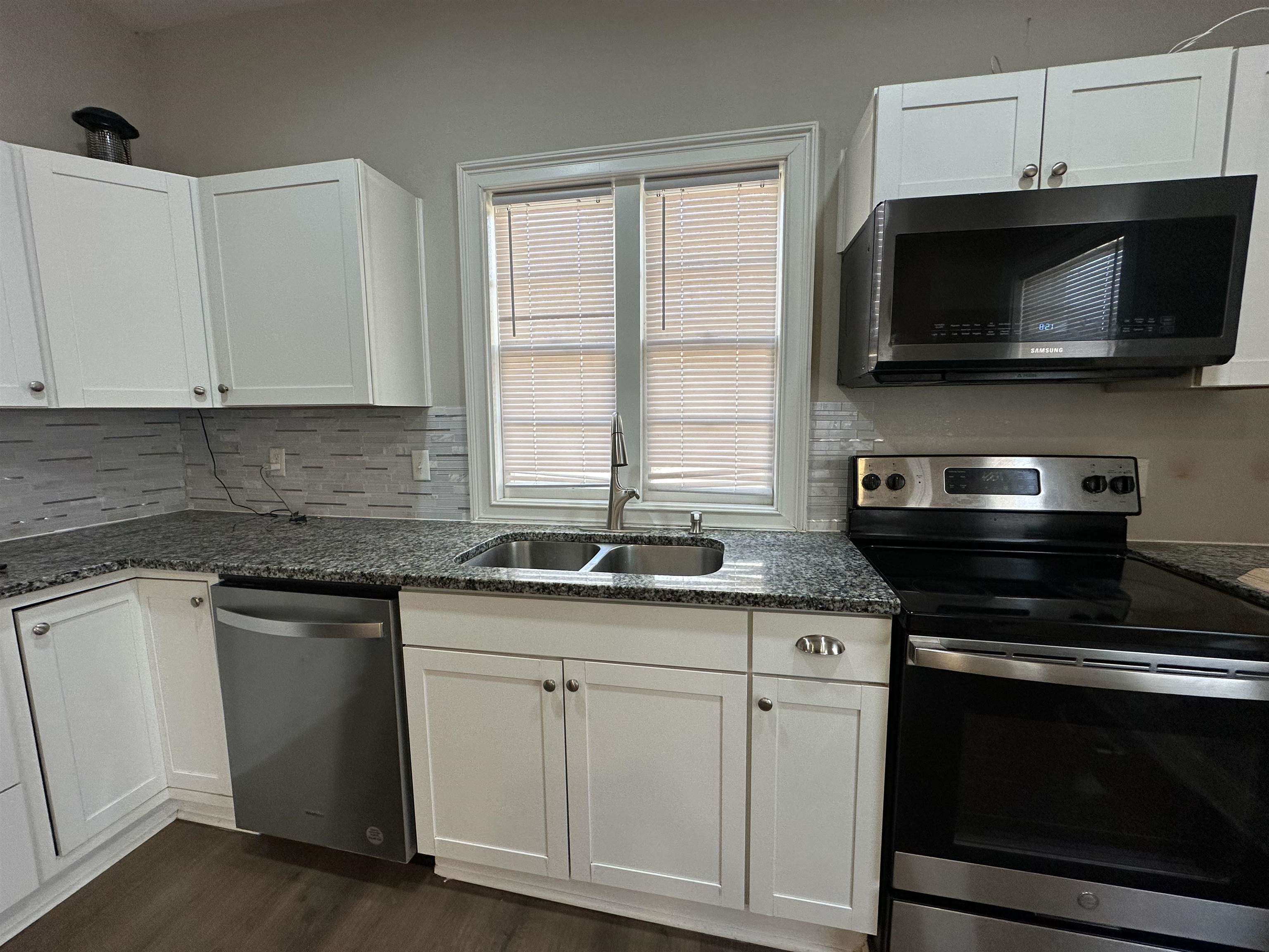 949 North Logan Street Gaffney, SC 29341 - Photo 4 of 16