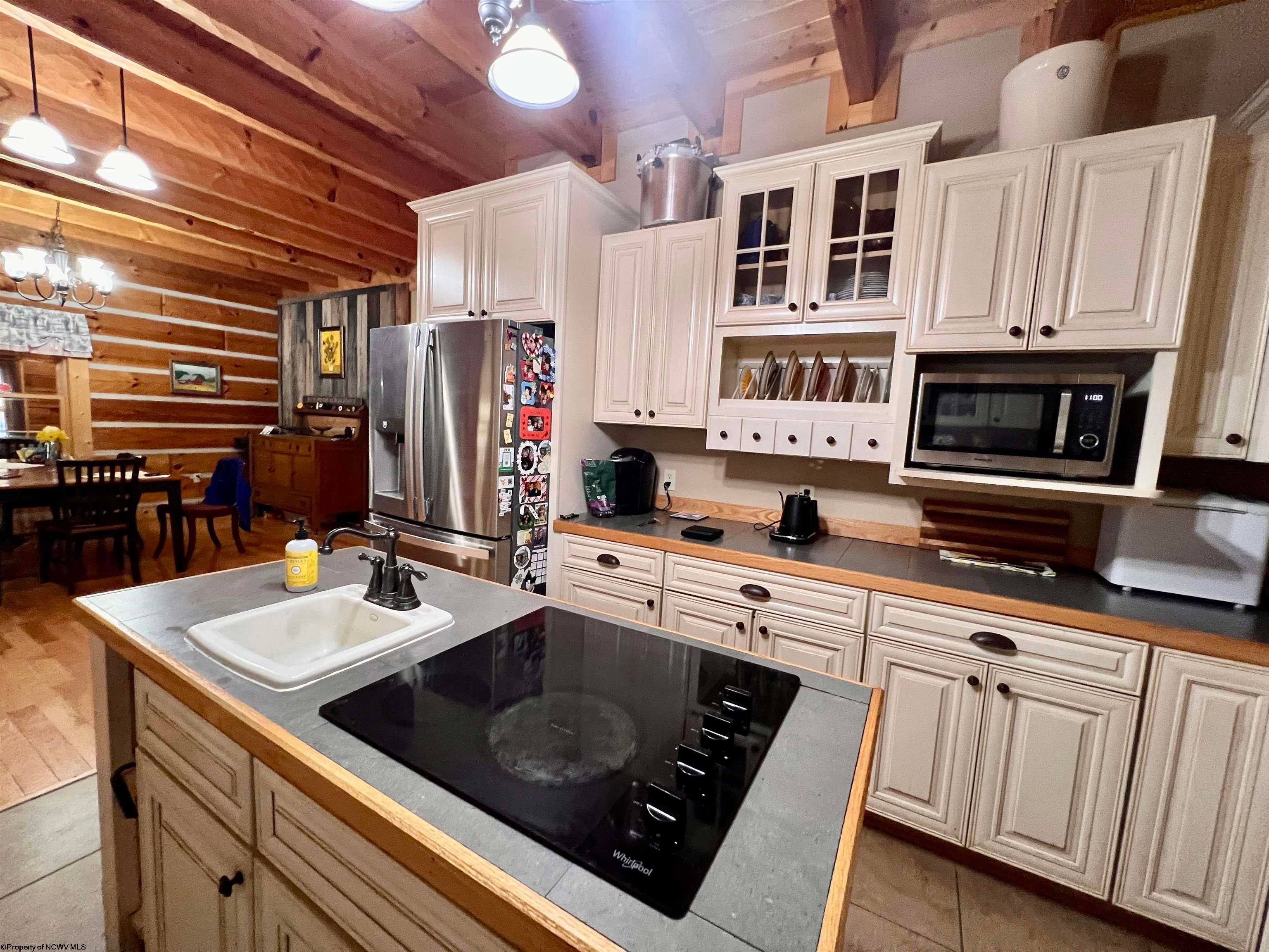 334 Hanner Beverly, WV 26253 - Photo 13 of 46 Gallery Image 13