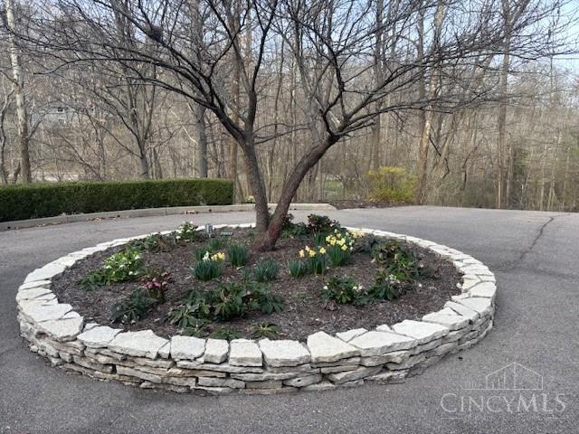 401 West Galbraith Road Wyoming, OH 45215 - Photo 52 of 55