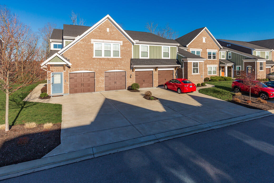 2239 Piazza Ridge Covington, KY 41017 - Photo 1 of 21 Gallery Image 1