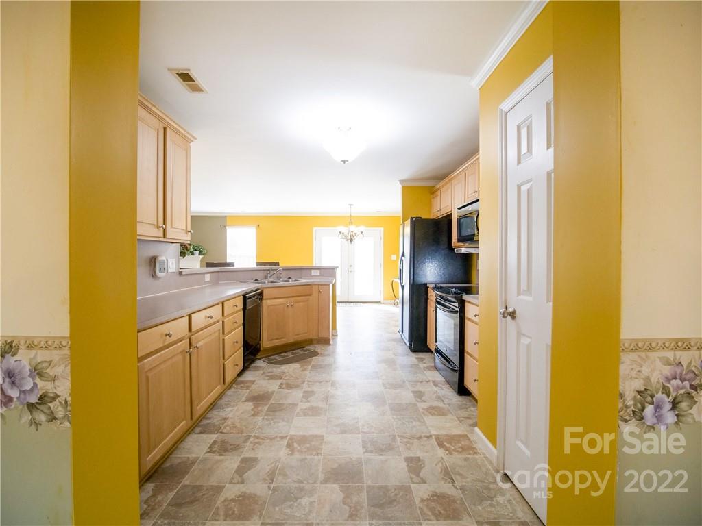 8824 Cornwall Street Locust, NC 28097 - Photo 13 of 48 Gallery Image 13