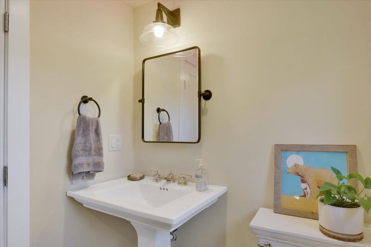 3300 Baldwin Road Hinesburg, VT 05461 - Photo 20 of 43 Gallery Image 20