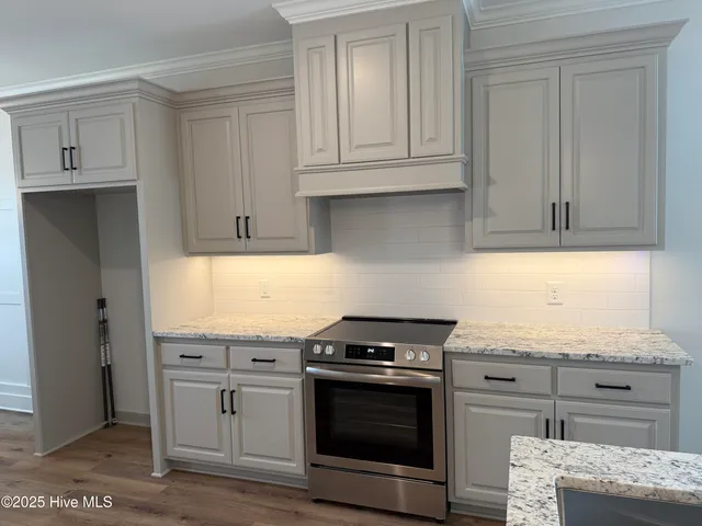 $369,900 | 1035 Seven Iron Drive, Ayden, NC 28513