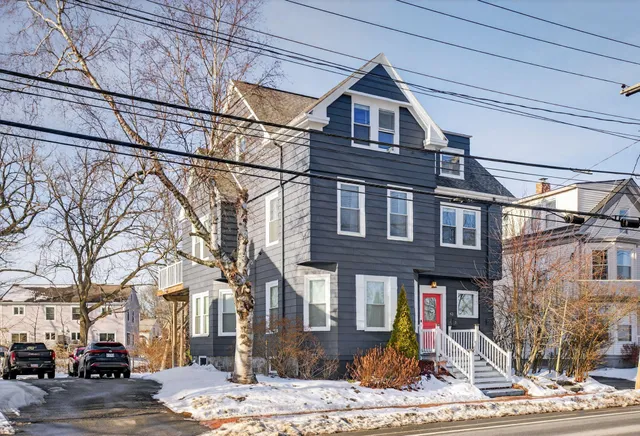 $849,000 | 62 Ocean Avenue, Portland, ME 04103