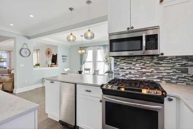 $849,000 | 62 Ocean Avenue, Portland, ME 04103