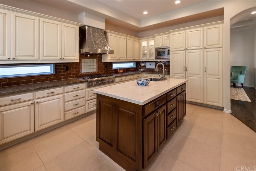 1613 5th Street Manhattan Beach, CA 90266 - Photo 15 of 30