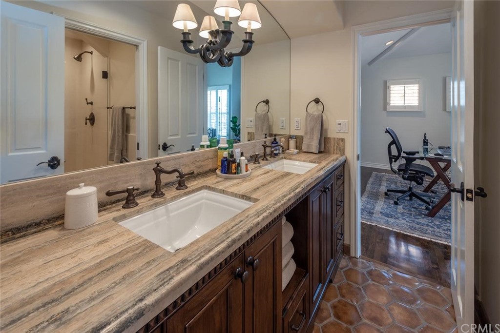 1613 5th Street Manhattan Beach, CA 90266 - Photo 28 of 30