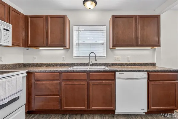 $165,000 | 615 Perry Street, De Soto, MO 63020