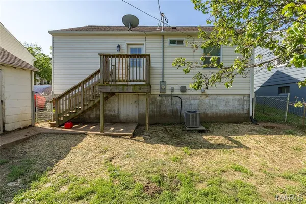 $165,000 | 615 Perry Street, De Soto, MO 63020