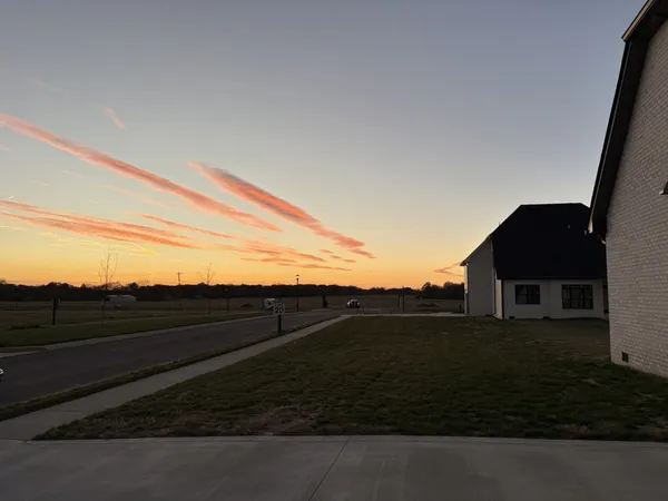 $579,500 | 1717 Oliver Park Boulevard, Clarksville, TN 37043