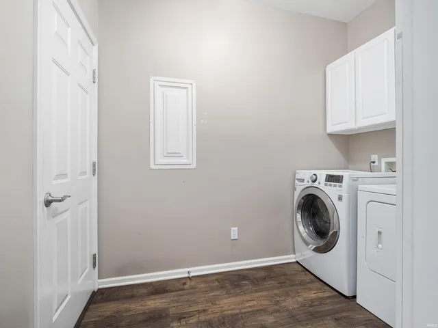 $249,900 | 11015 Yalumba Pass, Roanoke, IN 46783