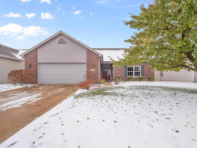 $249,900 | 11015 Yalumba Pass, Roanoke, IN 46783