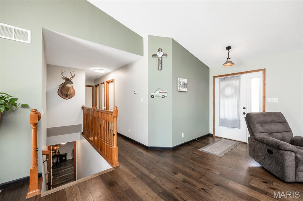 310 Coventry Way Highland, IL 62249 - Photo 14 of 29