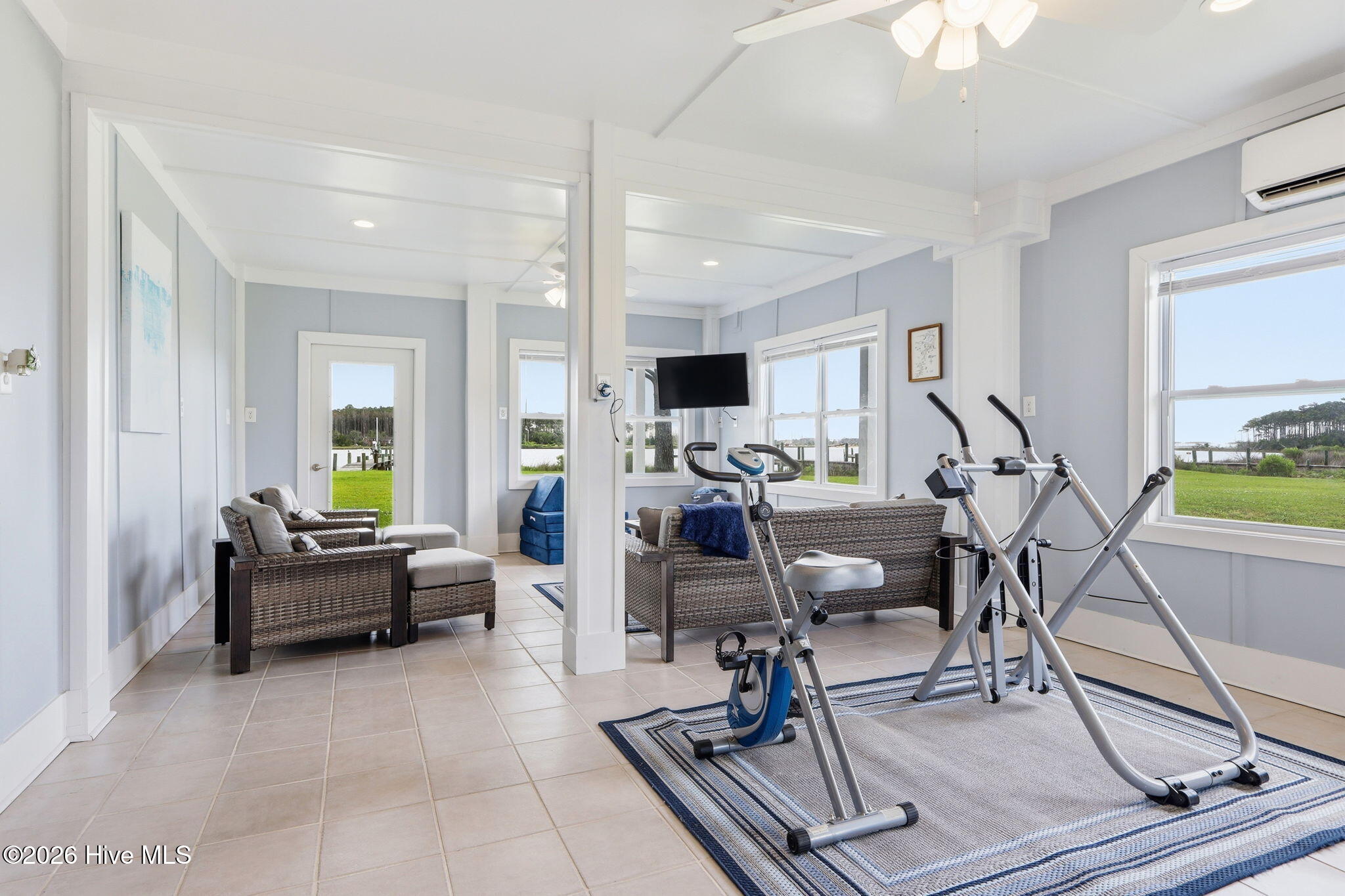 260 Hill Road Smyrna, NC 28579 - Photo 31 of 60 ground level bonus/flex room