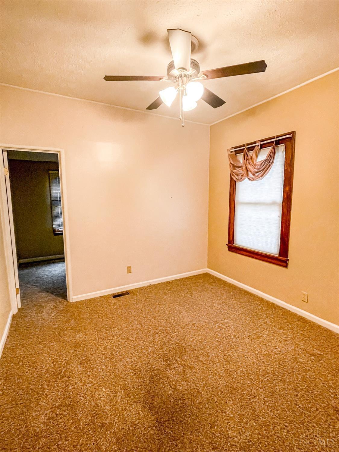 3902 Hanley Road Cincinnati, OH 45247 - Photo 13 of 25 Gallery Image 13