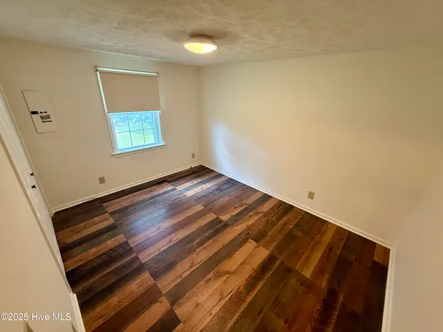 $250,000 | 195 Firetower Road, Beaufort, NC 28516