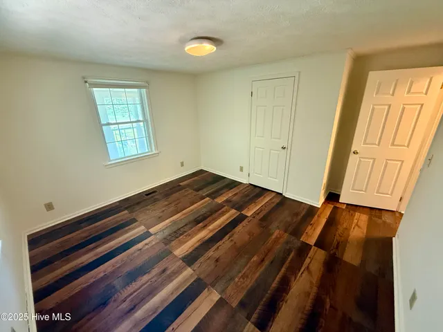 $250,000 | 195 Firetower Road, Beaufort, NC 28516