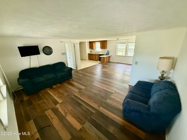 $250,000 | 195 Firetower Road, Beaufort, NC 28516