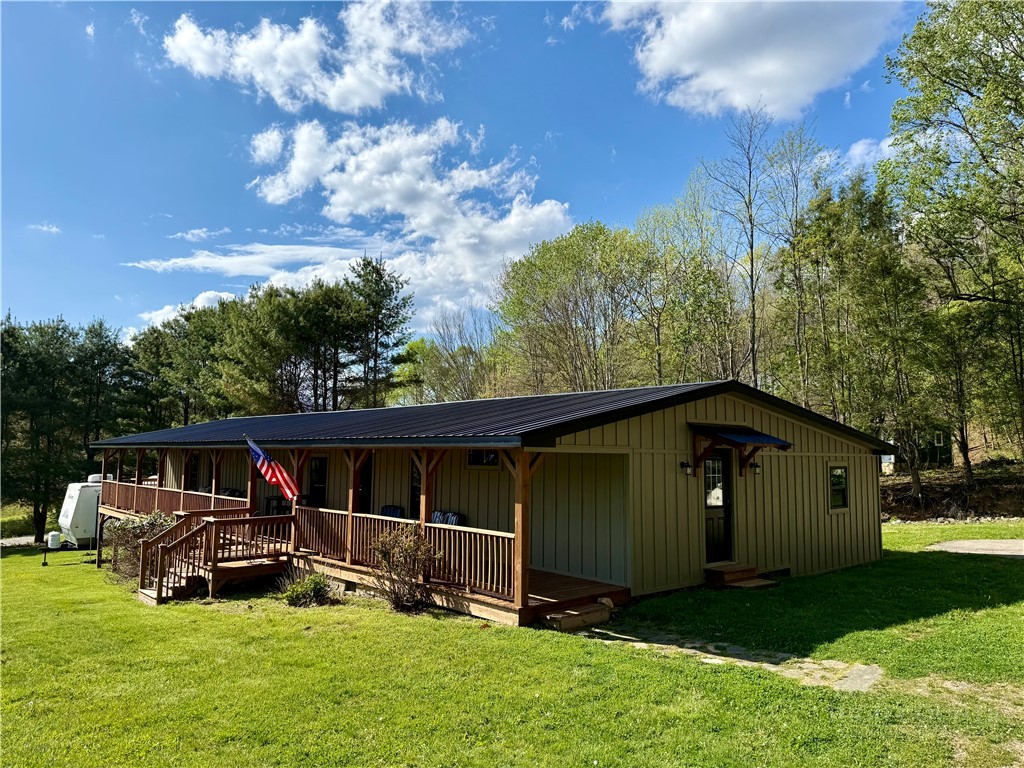 711 Modock Road Trade, TN 37691 - Photo 1 of 27 Gallery Image 1
